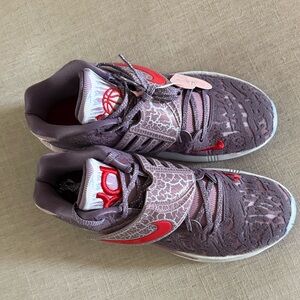 Nike KD 11 Valentin’s Day Edition